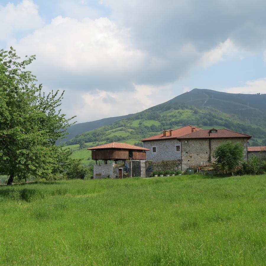 Agroturismo La Casona De Belmonte Ovinana  Dış mekan fotoğraf