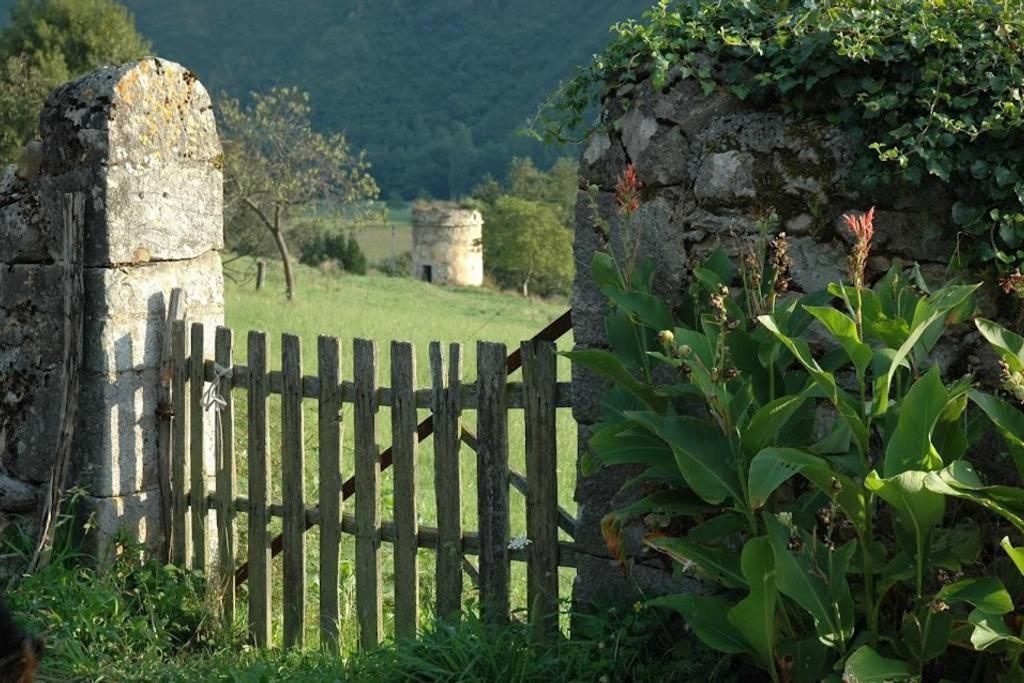 Agroturismo La Casona De Belmonte Ovinana  Dış mekan fotoğraf